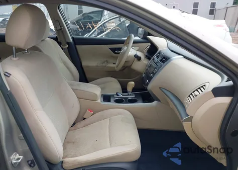 2015 Nissan Altima 2.5 S from USA, damaged, VIN 1N4AL3AP2FC106021